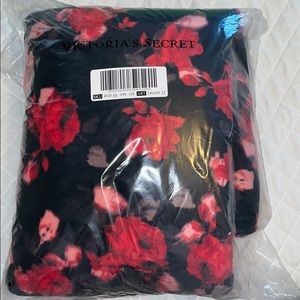 Victoria secret blanket